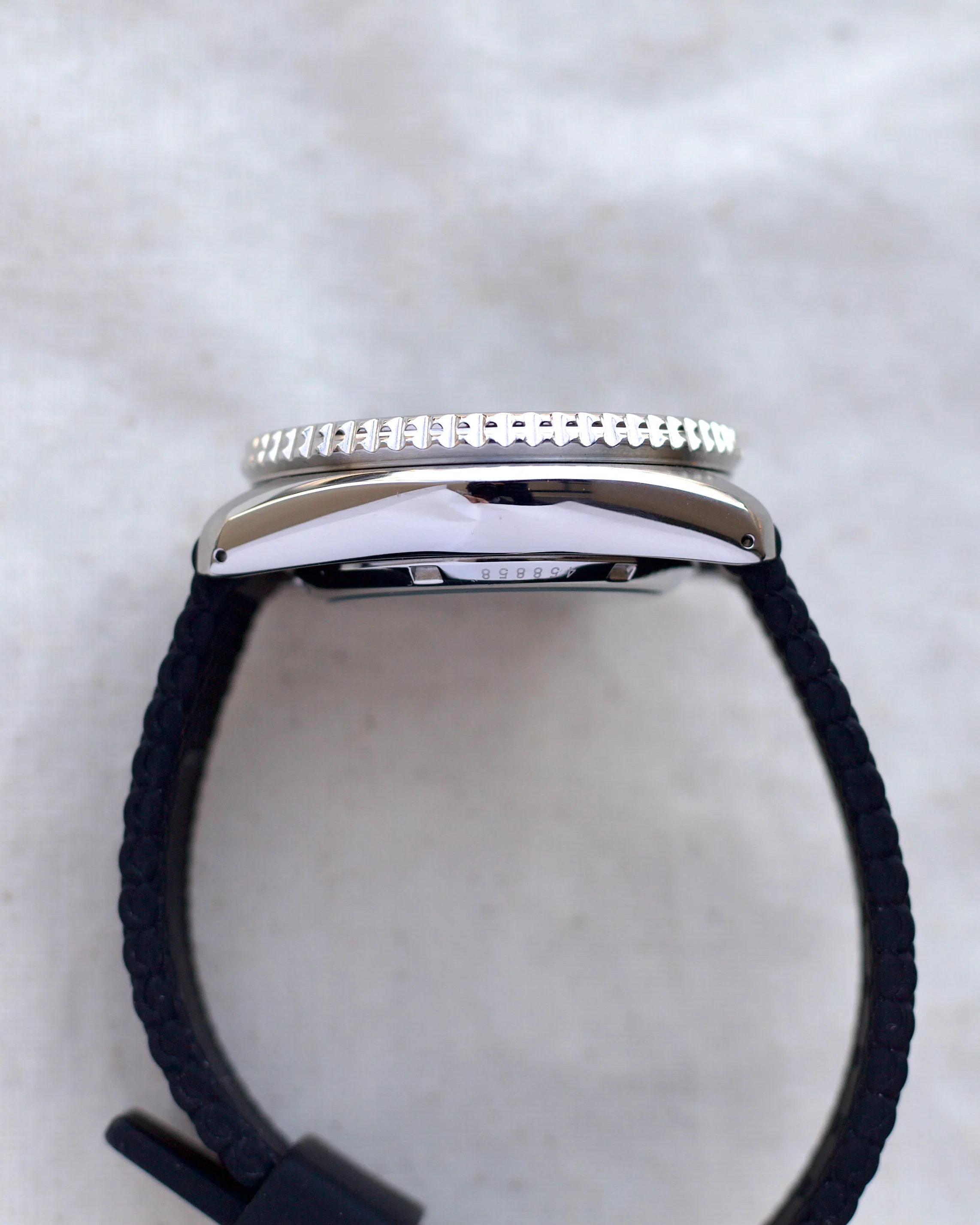2022 Seiko 5 Sport SRPD95 42.5mm - Image 4