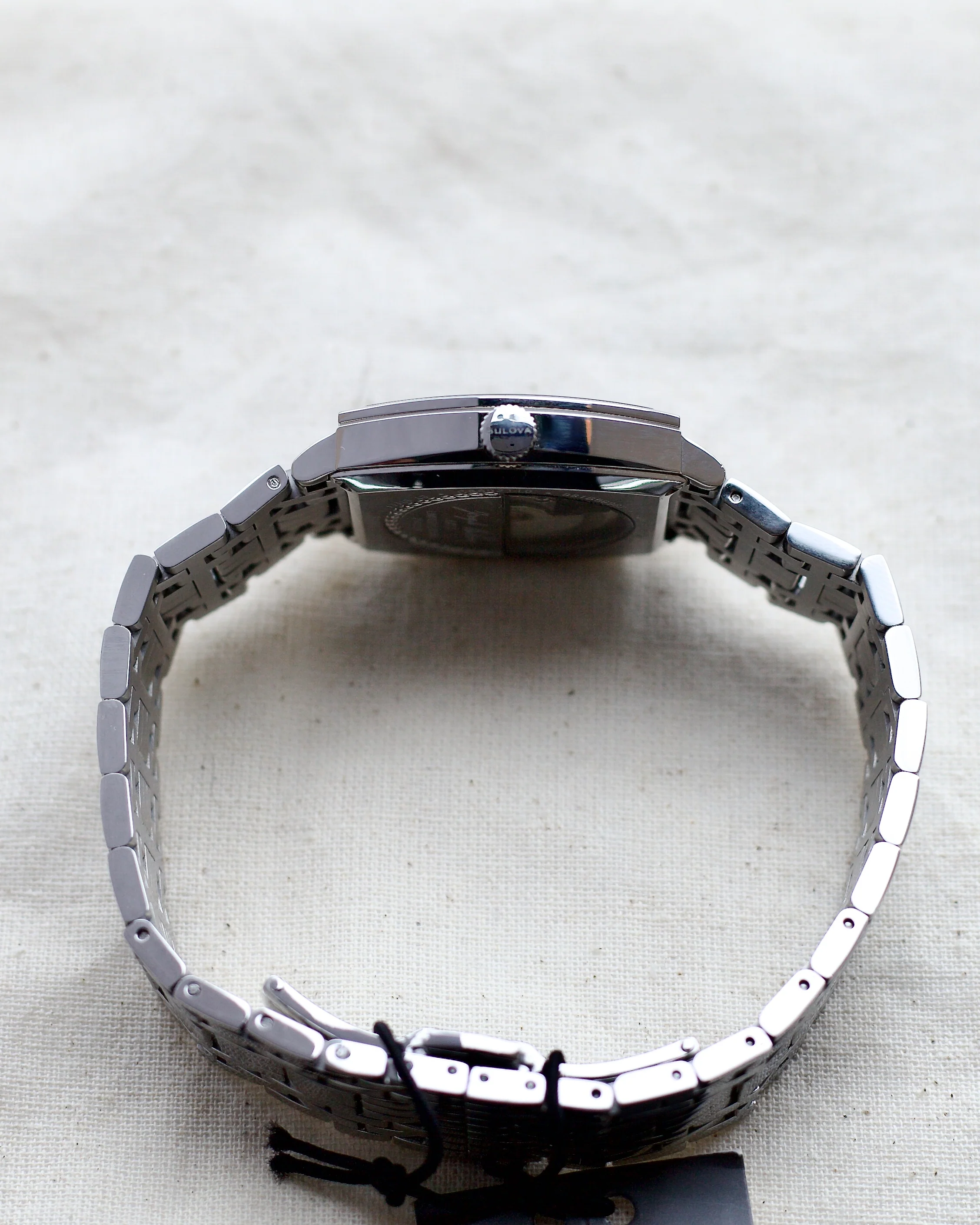 2023 JOSEPH BULOVA BANKER 96B330 - Image 4