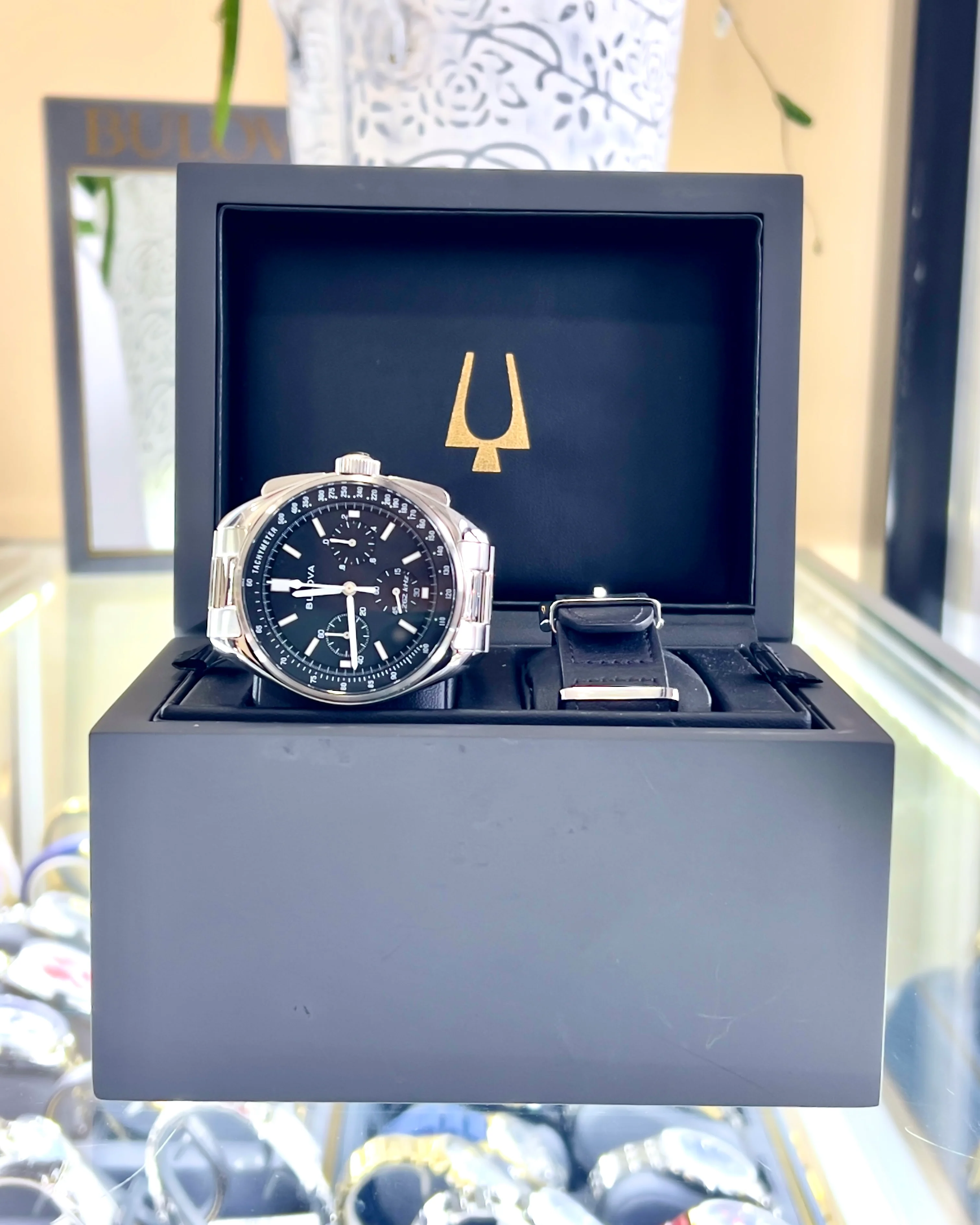 2023 LUNAR PILOT 96K111 43.5MM - Image 6