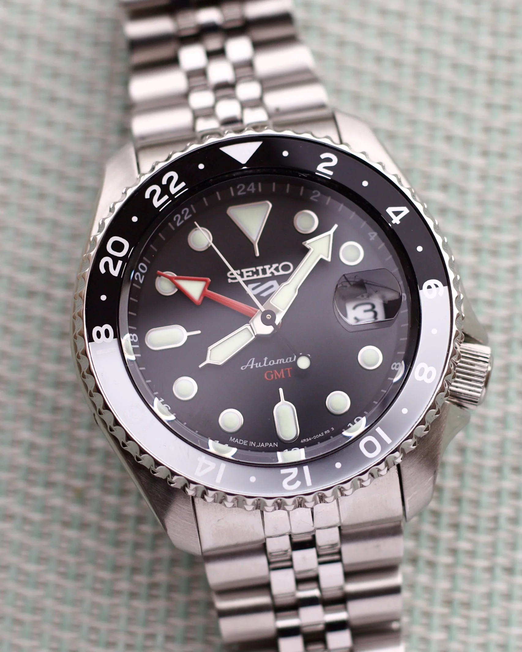 2026 Seiko GMT SSK001 "BRUCE WAYNE" 42.5mm