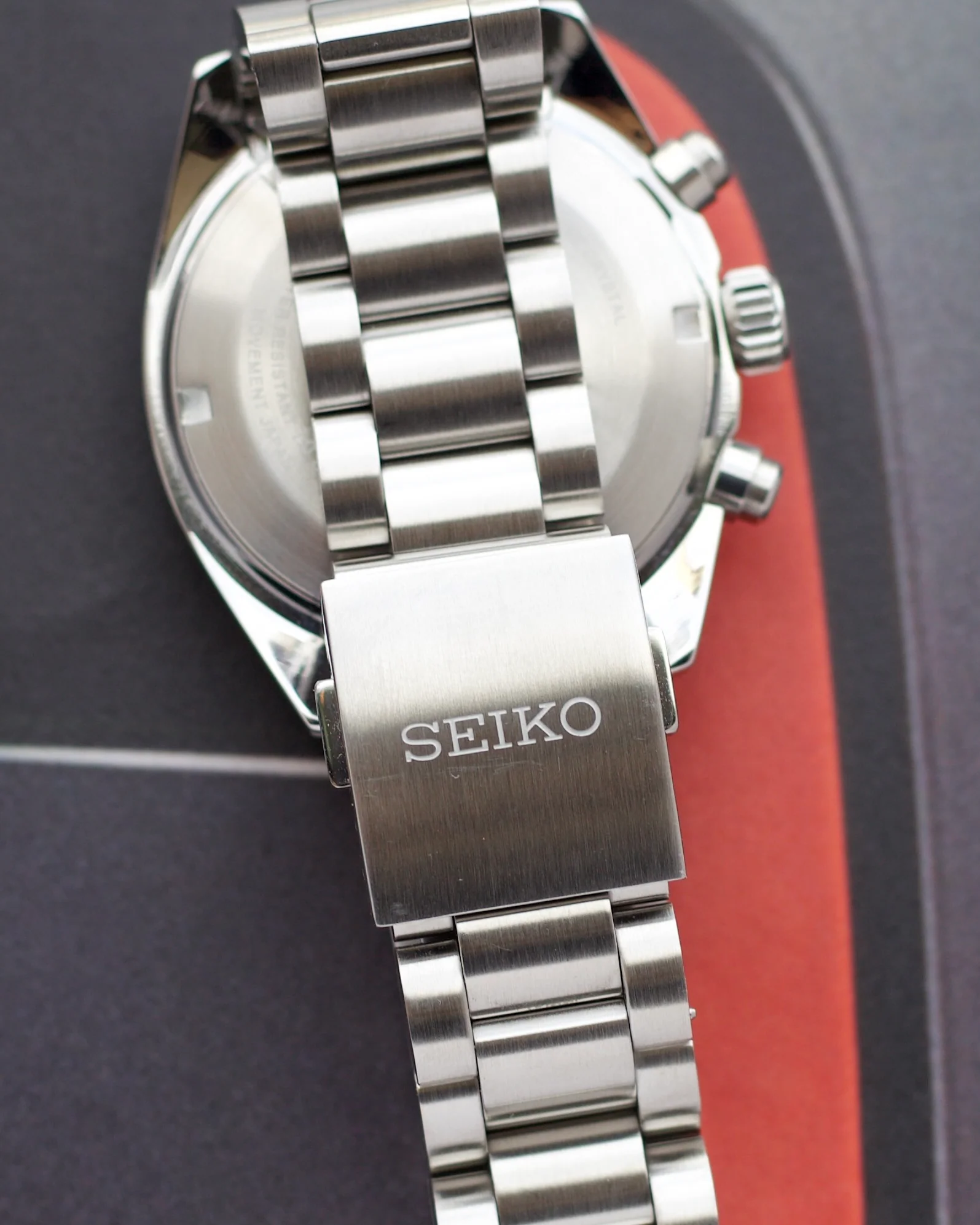 2025 Seiko Solar Chrono SSC819 39mm - Image 3