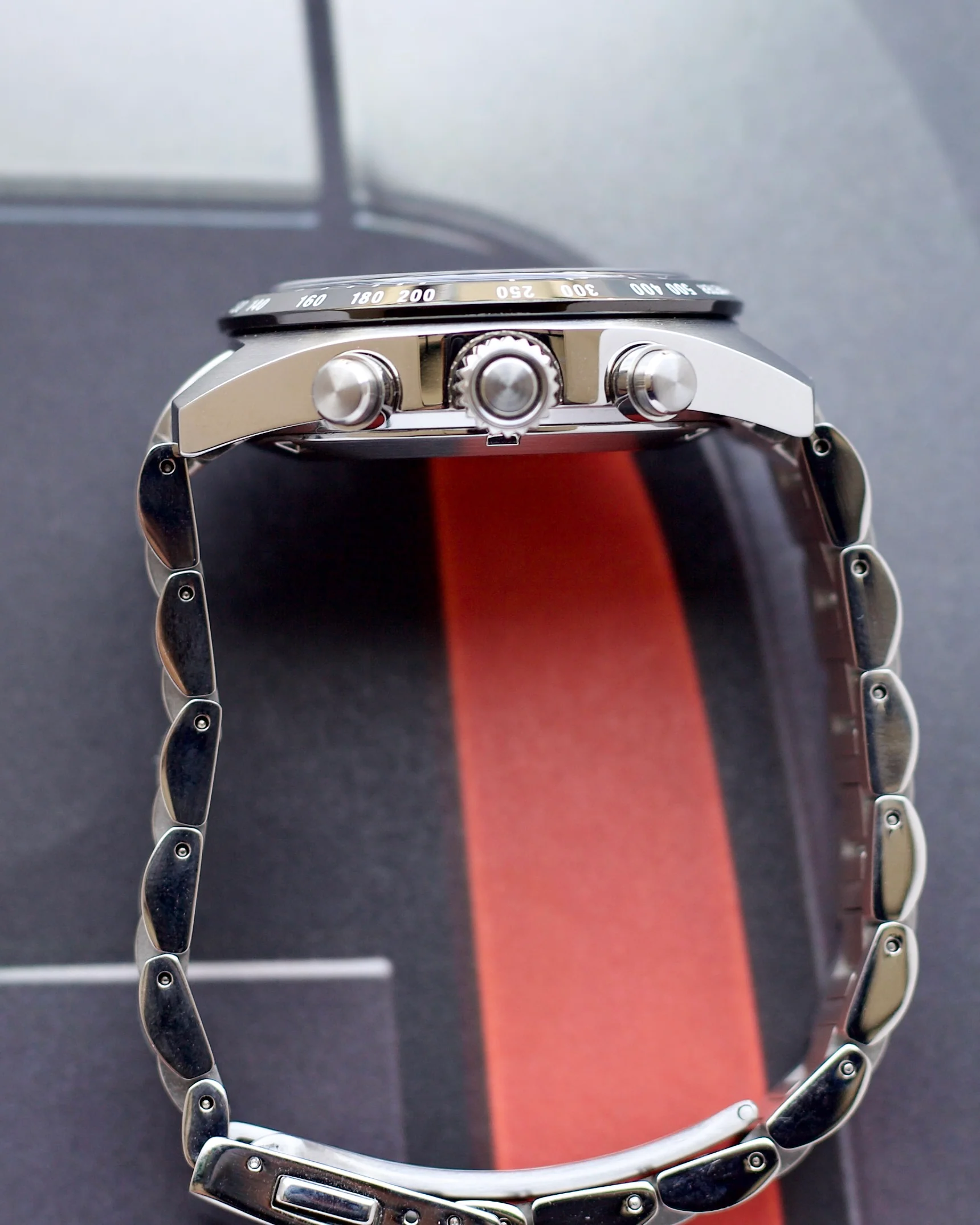 2025 Seiko Solar Chrono SSC819 39mm - Image 4