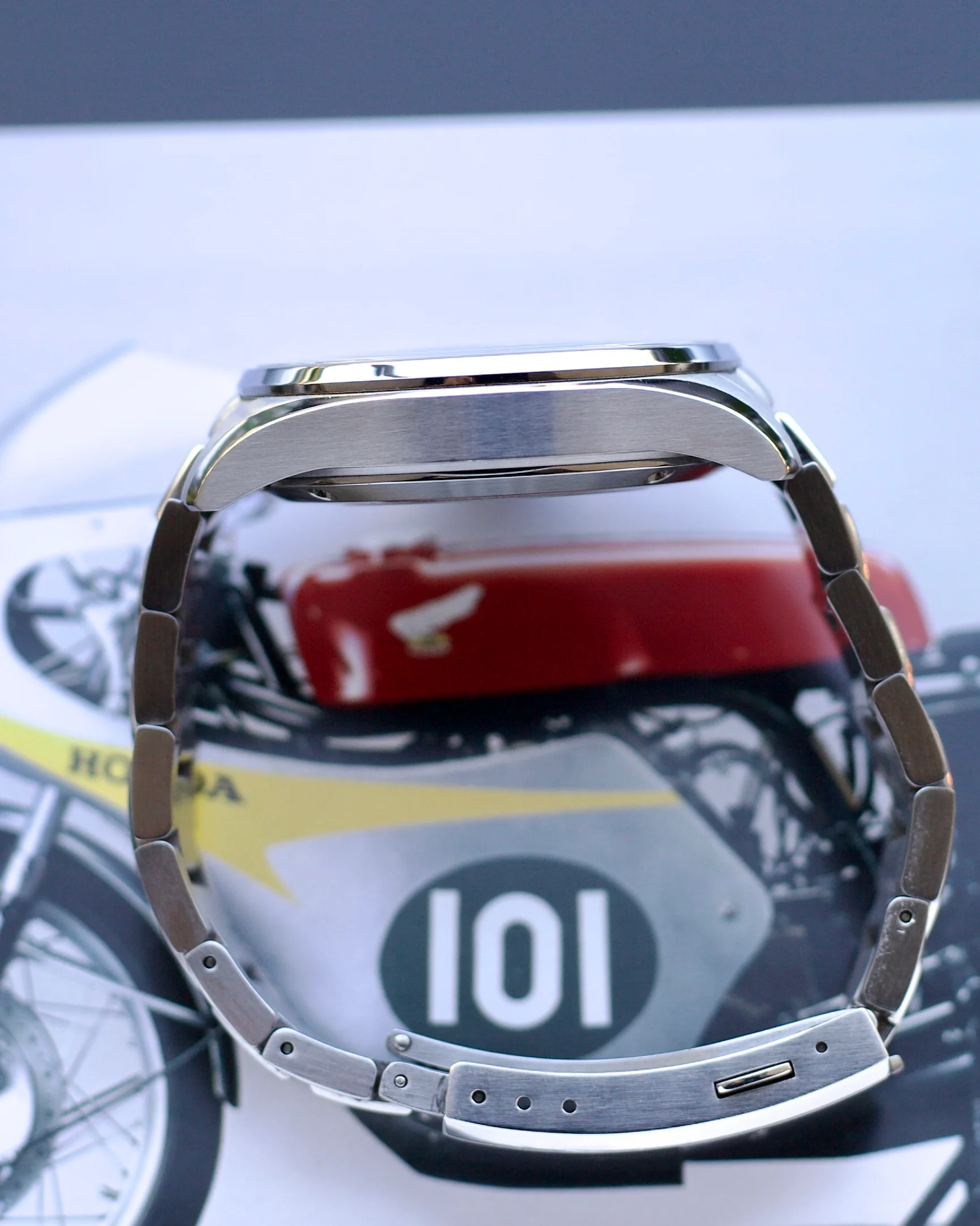 2024 Hamilton Interstellar PILOT DAY DATE AUTO H64615135 42mm - Image 3