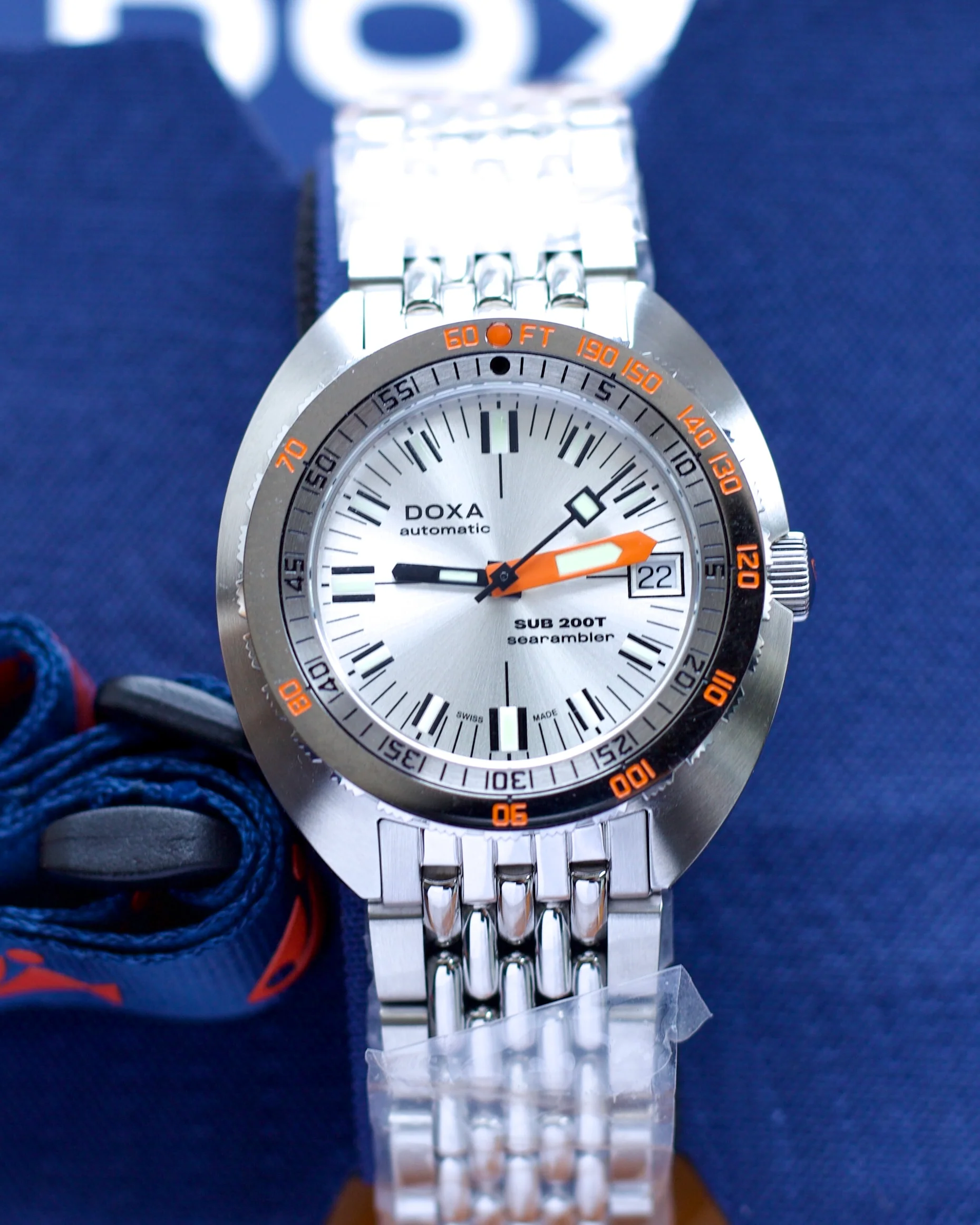 2026 Doxa SUB 200T Searambler  804.10.021.10 39mm