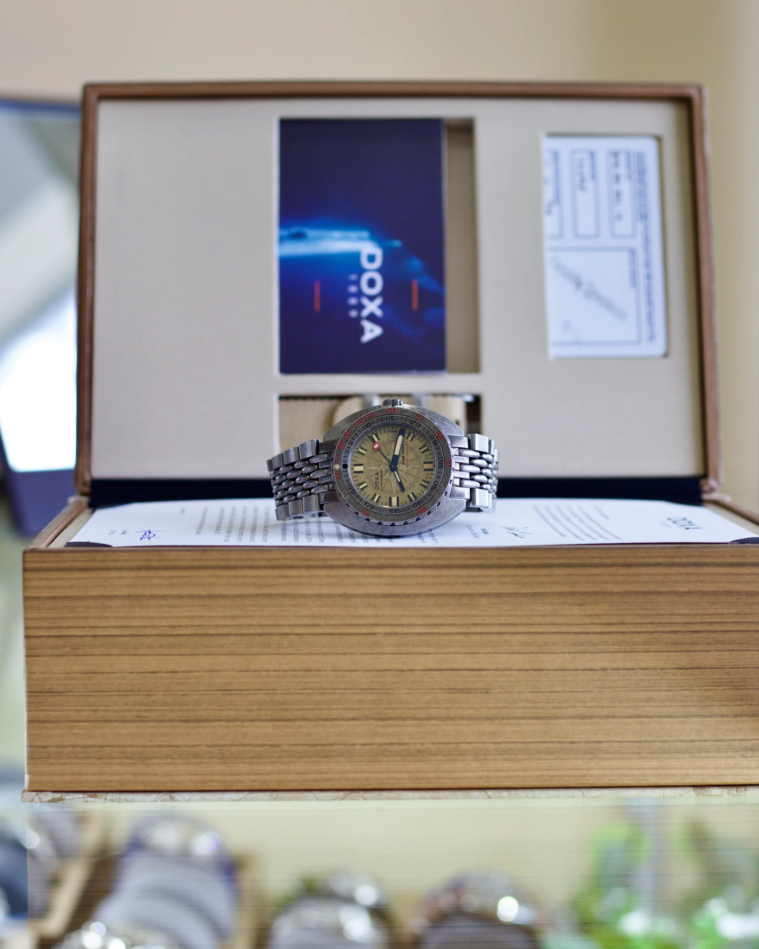 2024 DOXA SUB 300T Clive Cussler 840.80.031.15 42.5mm - Image 6