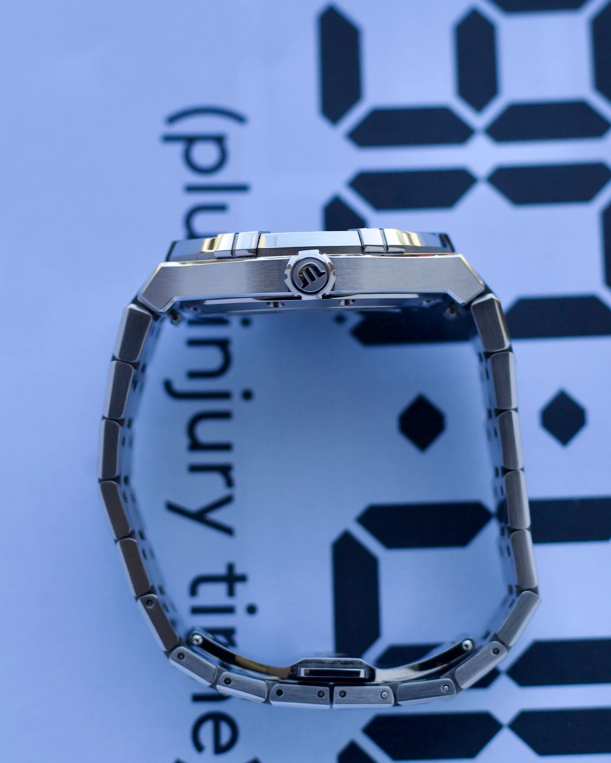 2023 Maurice Lacroix AIKON AUTO DATE AI6008-SS002-430-1 42mm - Image 4