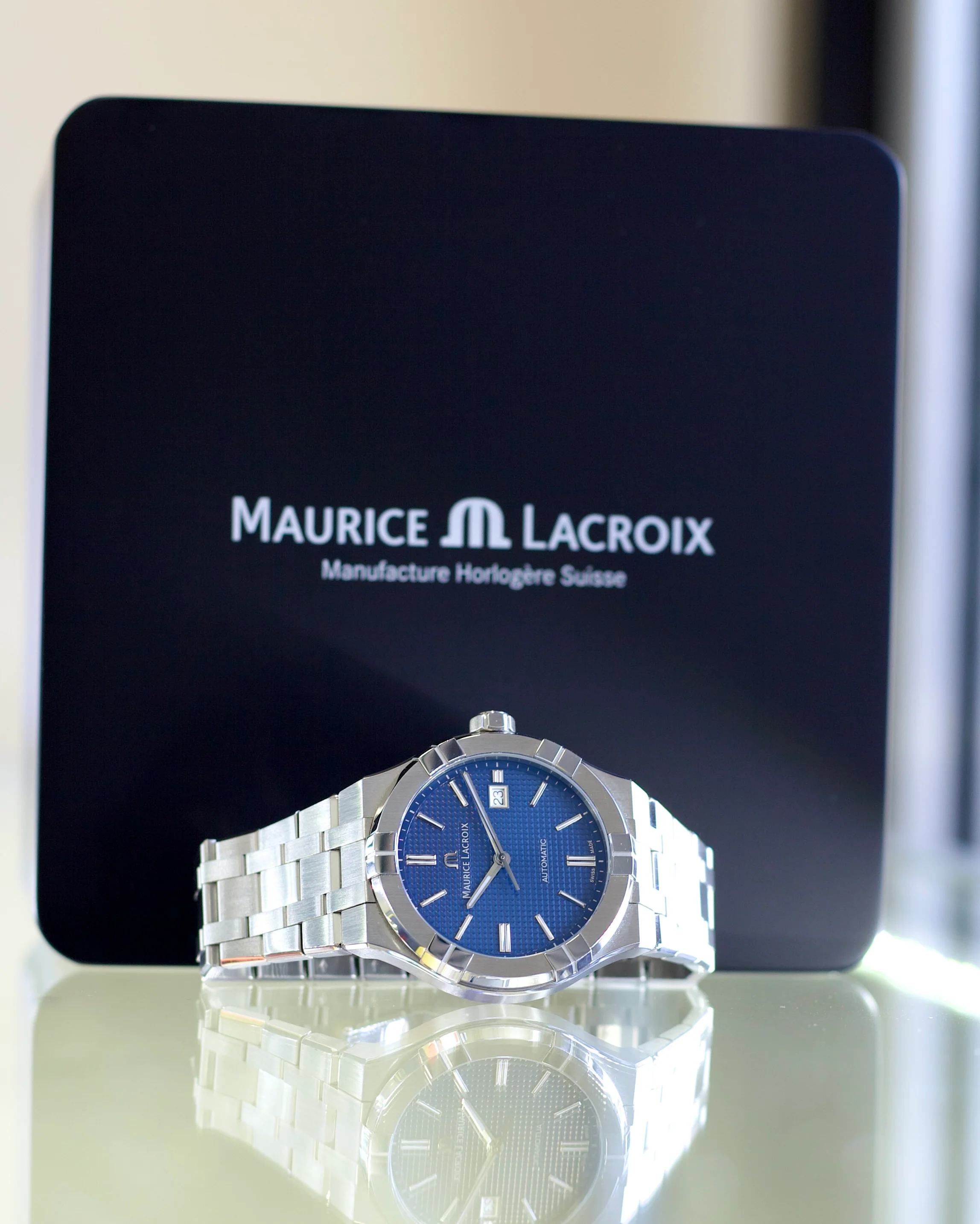 2023 Maurice Lacroix AIKON AUTO DATE AI6008-SS002-430-1 42mm - Image 6