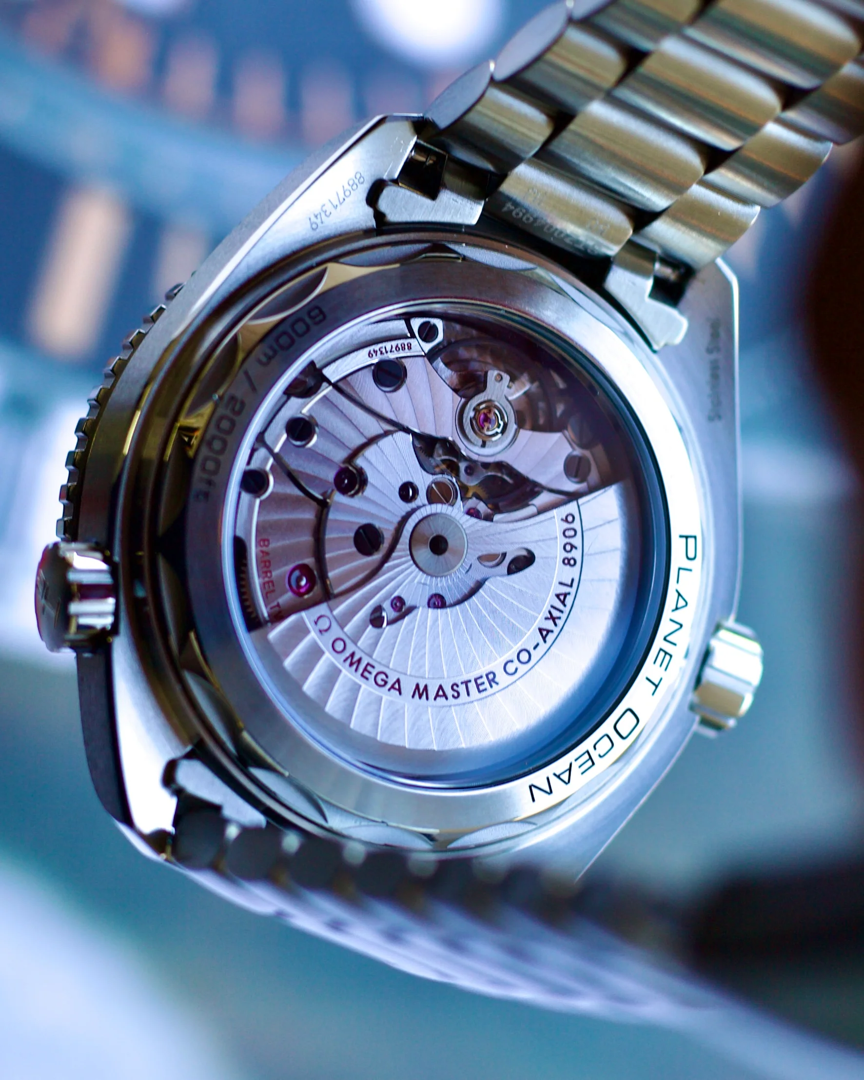2025 Omega Seamaster Planet Ocean GMT 600M 215.30.44.22.01.001 43.5mm - Image 2