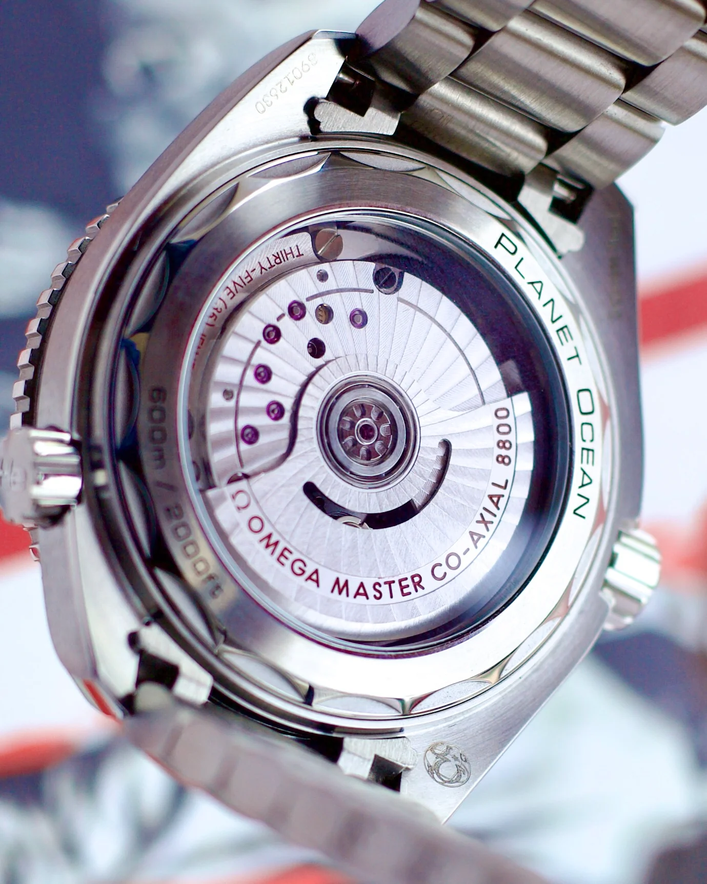 2025 Omega Seamaster Planet Ocean 600M 215.30.40.20.01.001 39.5mm - Image 2