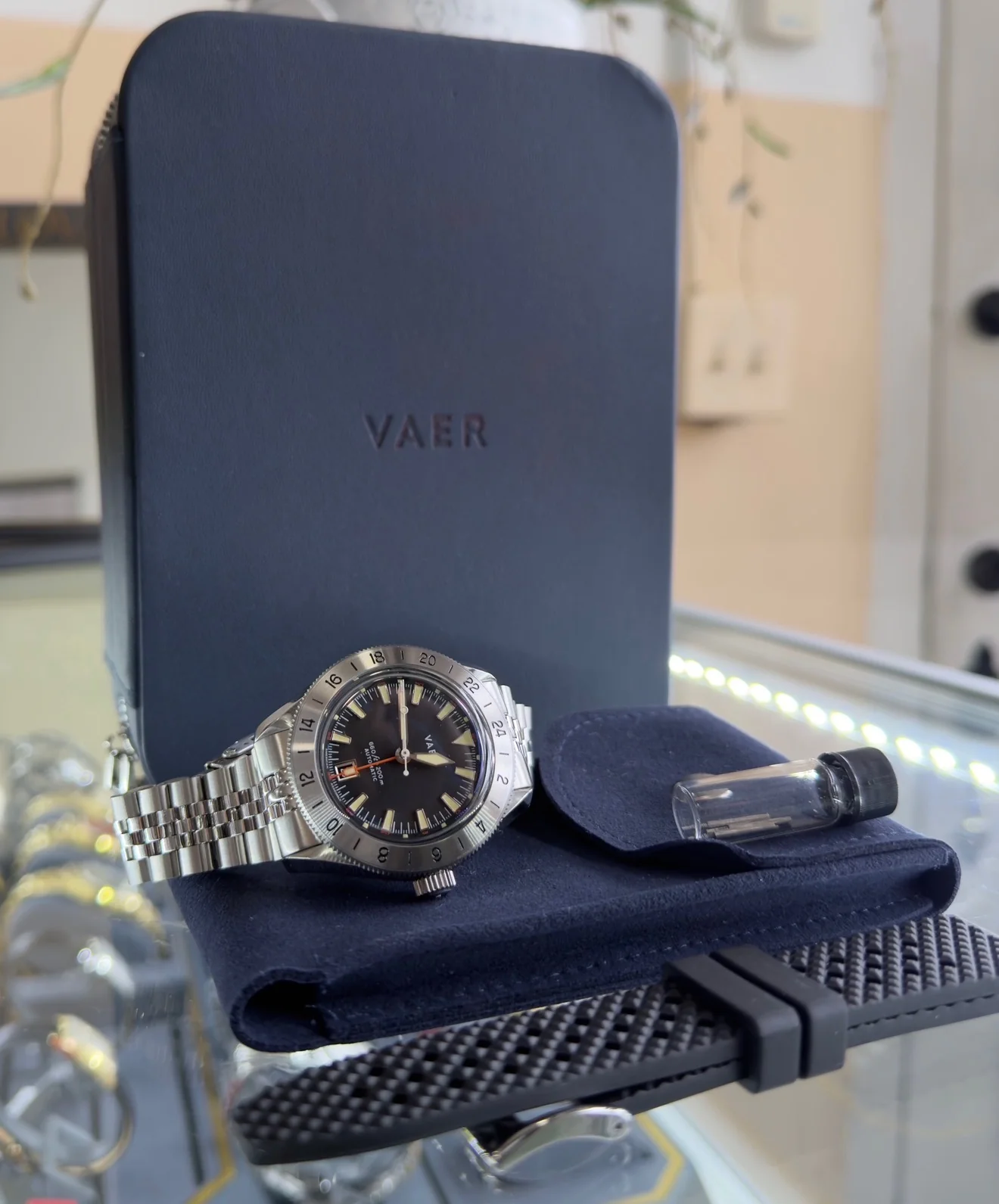 2026 G5 Pacific Steel GMT 39mm - Image 8