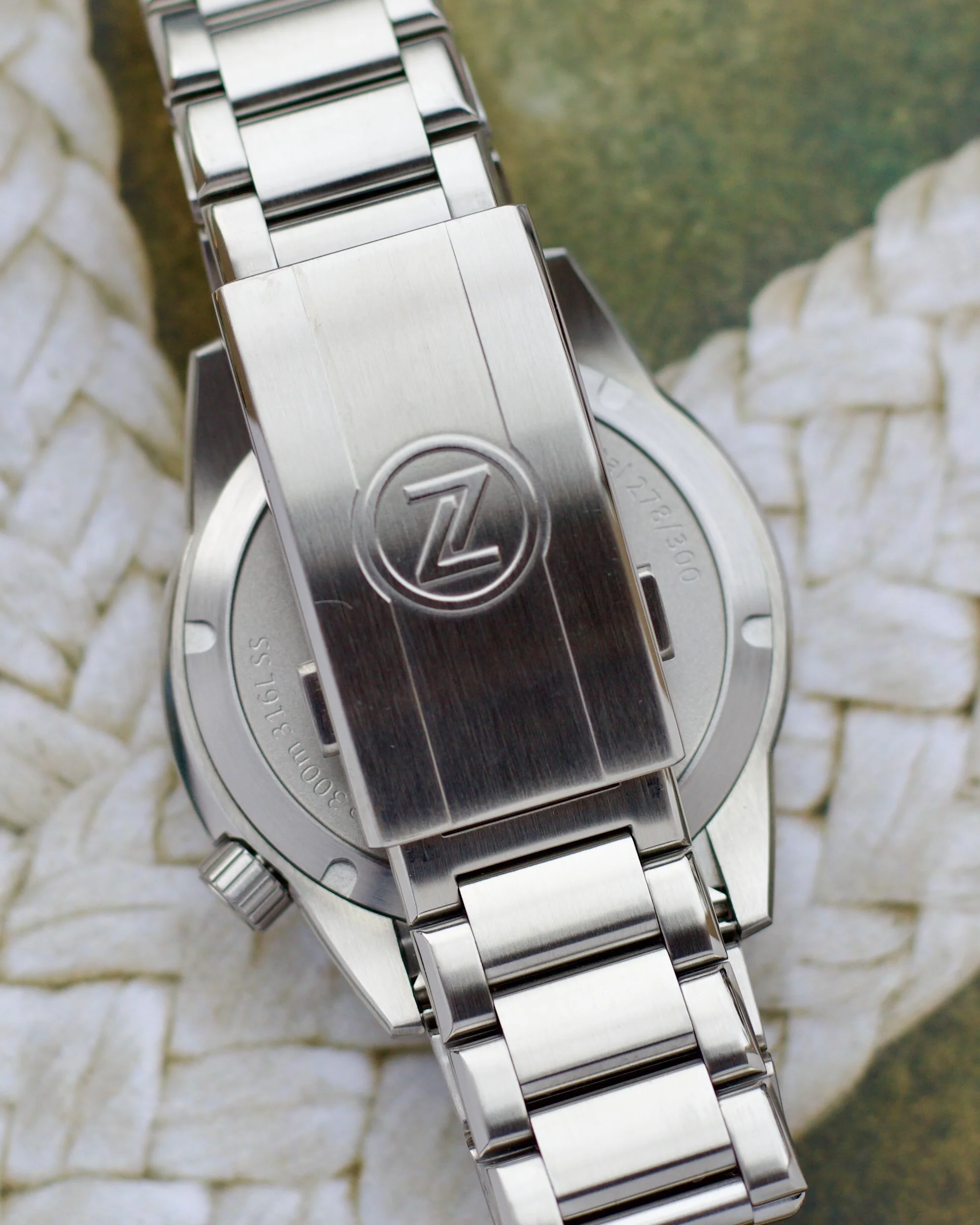 2024 Zelos Watches Great White V2 300m 'Antique Green' 43mm - Image 2